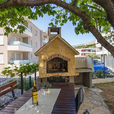 Apartment Ladoni - #new#big#spacious#large Garden Podstrana