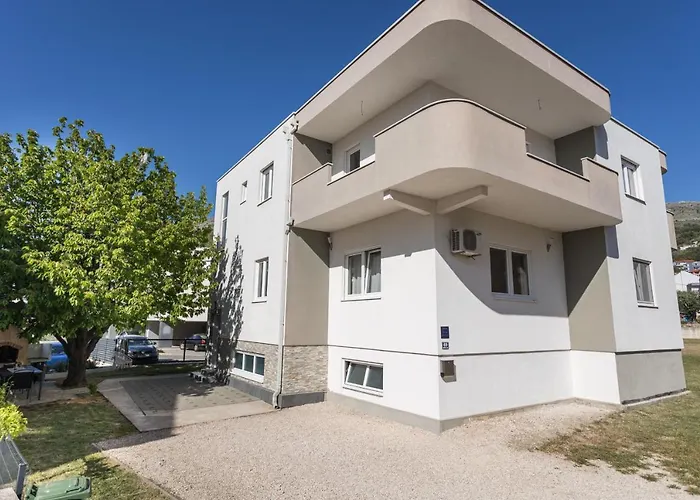 Ladoni - #new#big#spacious#large Garden Appartement *